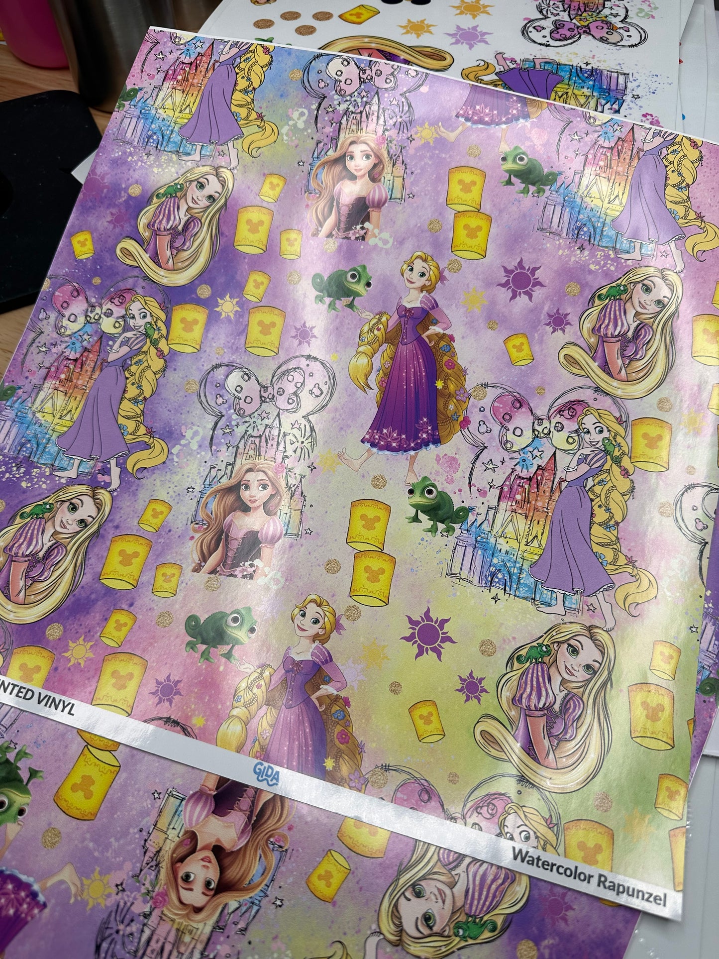 Rapunzel nuevo 12x12 Patterned Vinyl