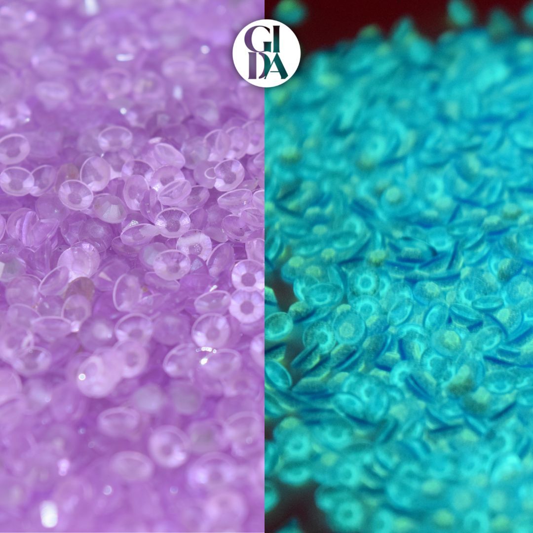 GLOW IN THE DARK - Lilac Flat Back Rhinestones - Bag 1.2 oz / 5.000 pcs - 3mm - GIDA DESIGN