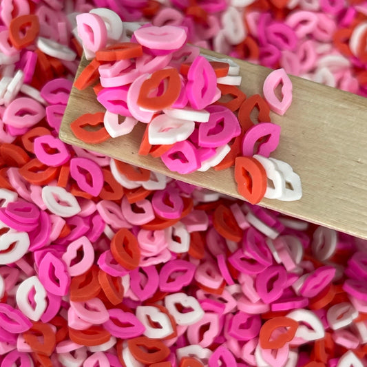 Just Kisses Polymer clay 1 oz - GIDA DESIGN