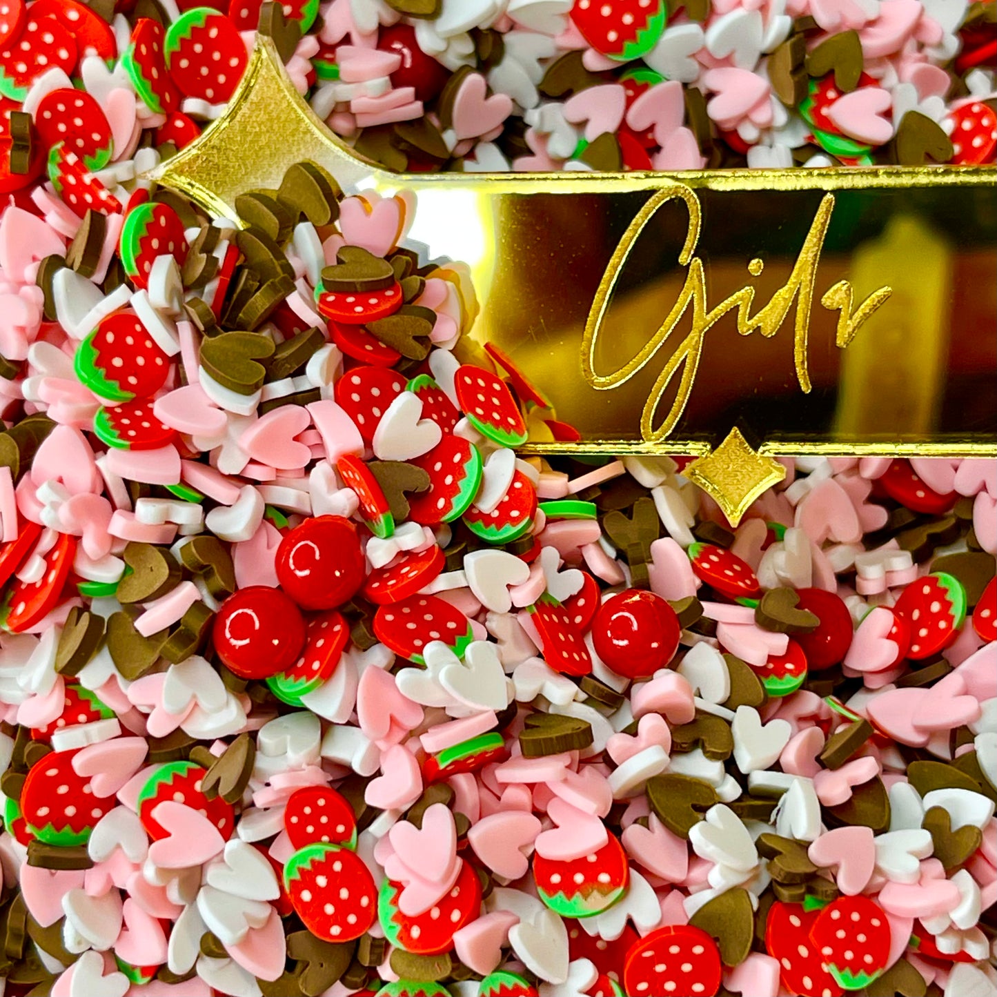 Strawberries Polymer clay 1 oz - GIDA DESIGN