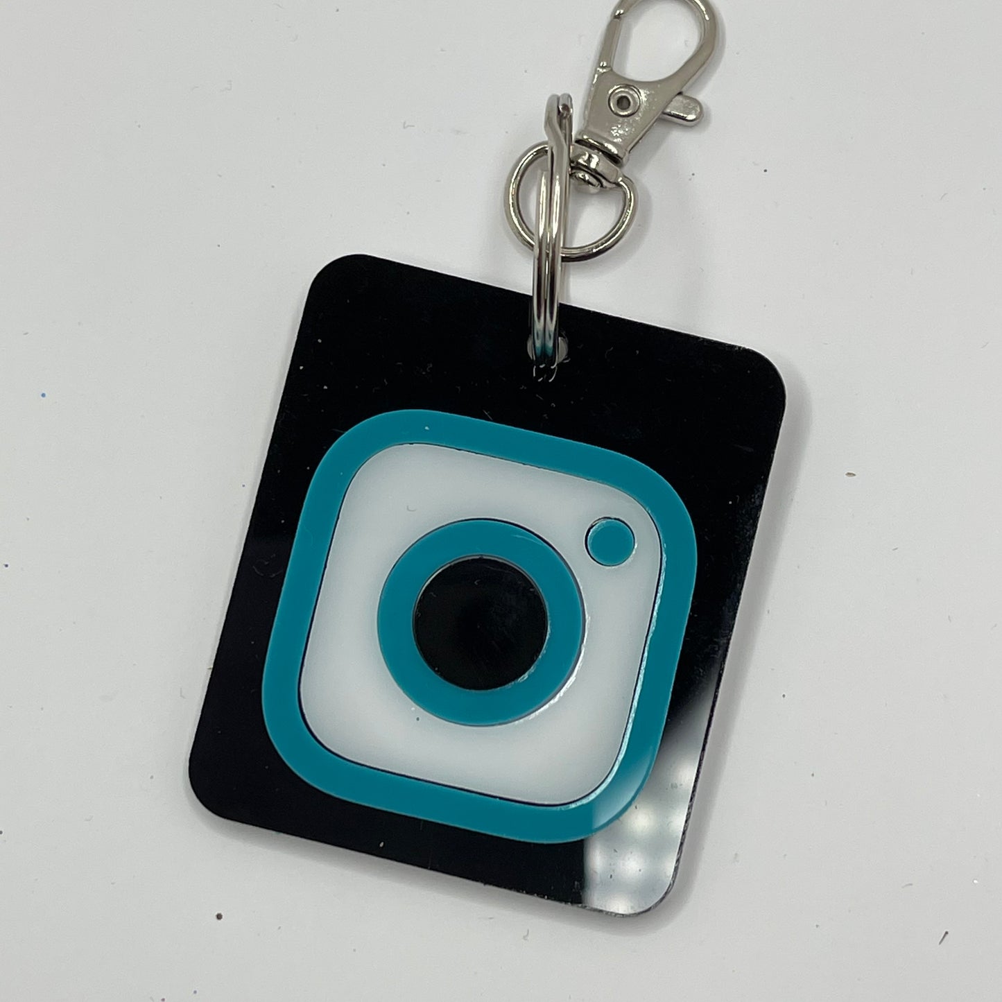 Smart keychain Acrylic tags - GIDA DESIGN 