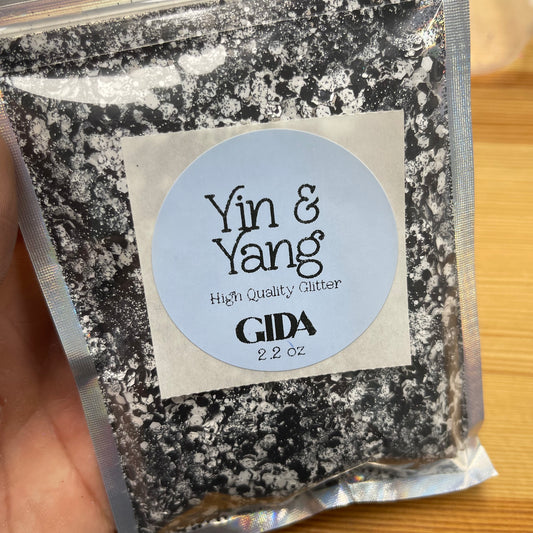 Yin & Yang Glitter - 2.2 oz - GIDA DESIGN