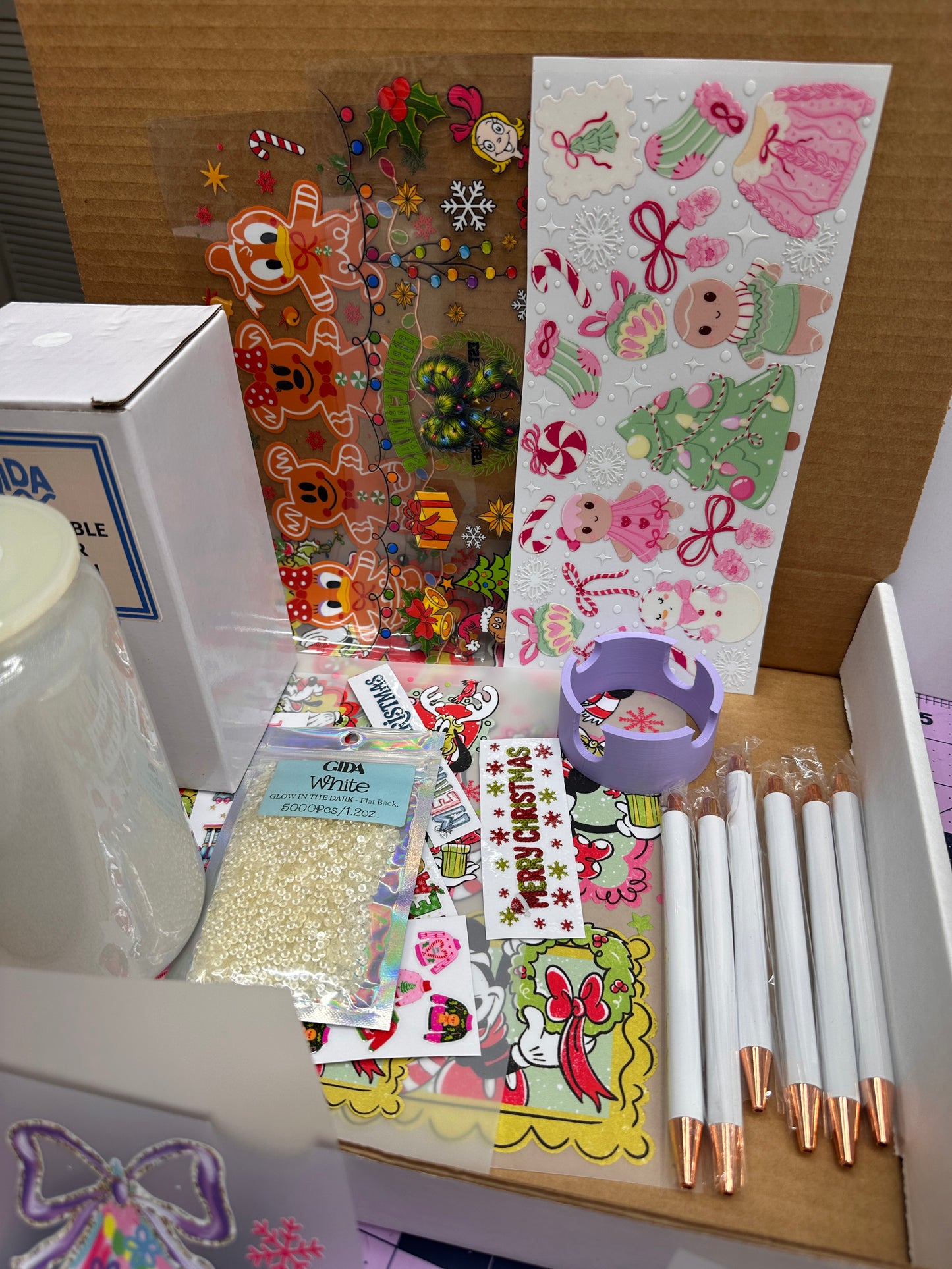 Match Combo Christmas 2025 with pens