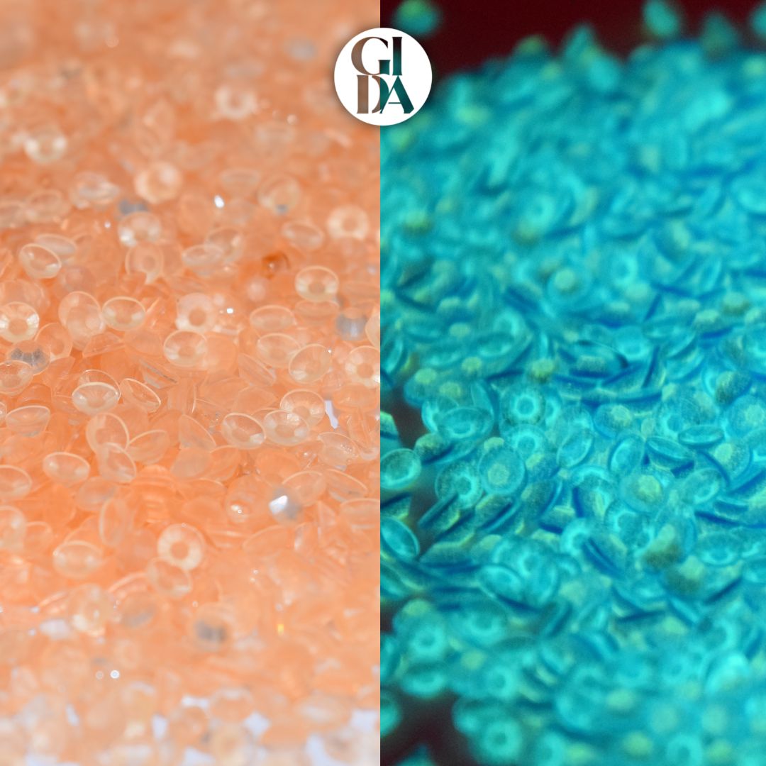 GLOW IN THE DARK - Peach Flat Back Rhinestones - Bag 1.2 oz / 5.000 pcs - 3mm - GIDA DESIGN 